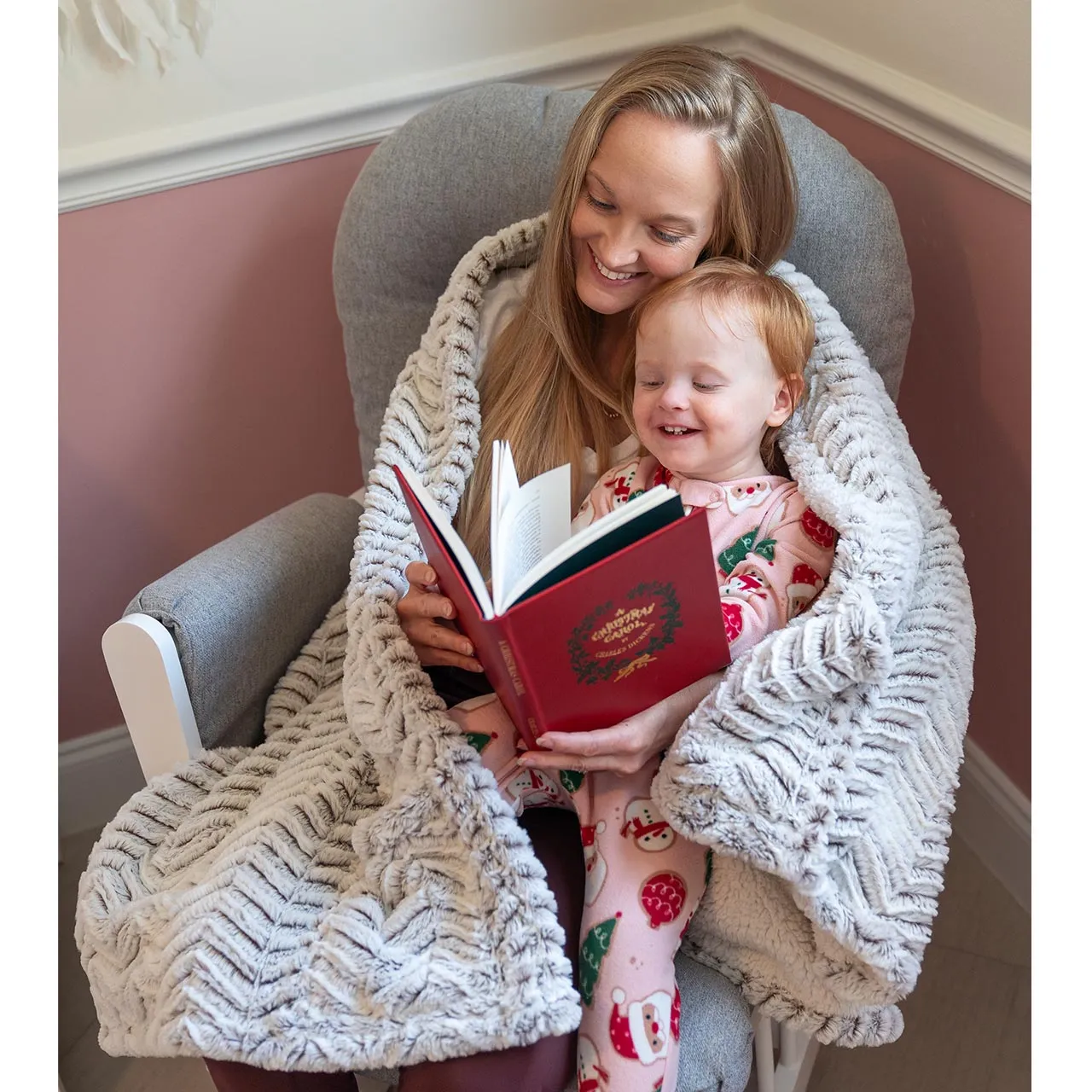 Cozy Reader's Wrap