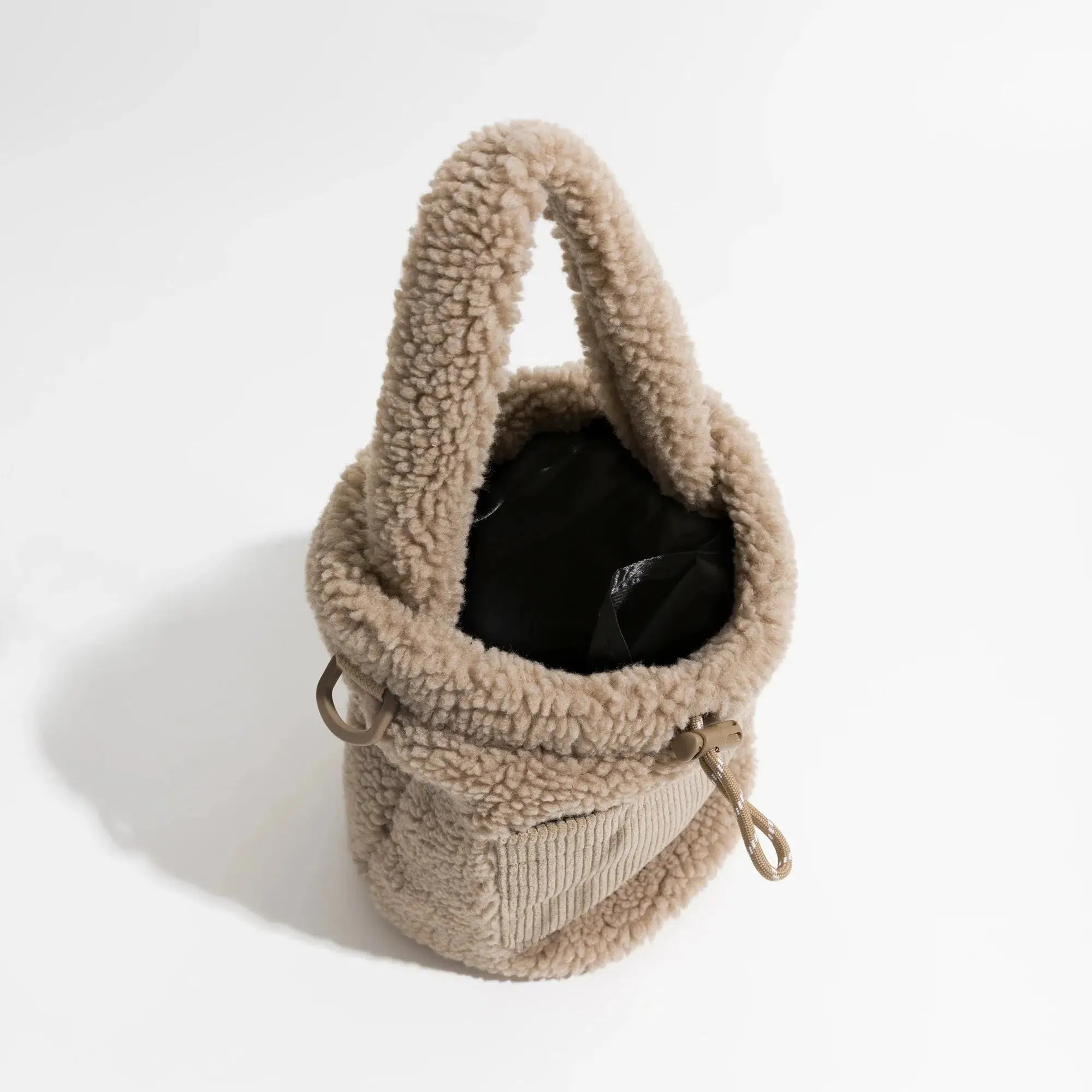 Teddy Pocket Bucket Bag