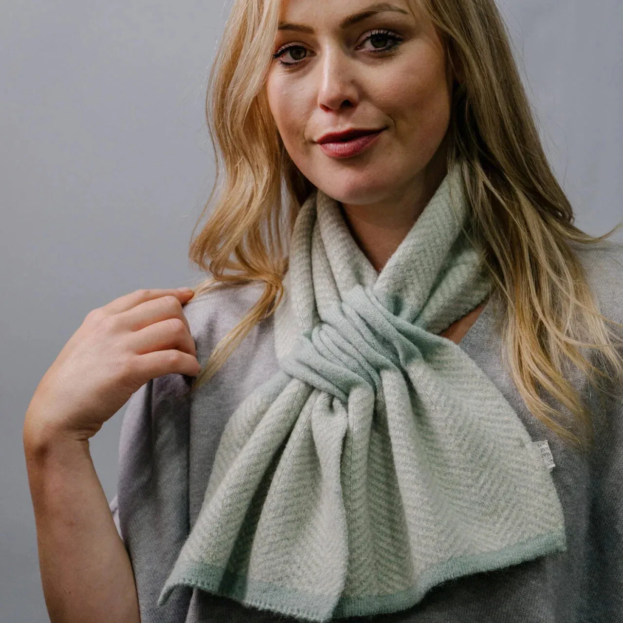 Winter Pull Through Scarf Herringbone Green